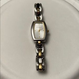 Eddie Bauer open link bracelet